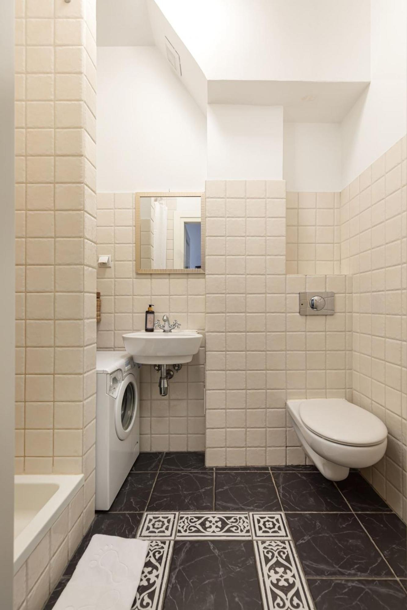 Fashioned Apartment Rycerska By Noclegi Renters Varsovie Extérieur photo